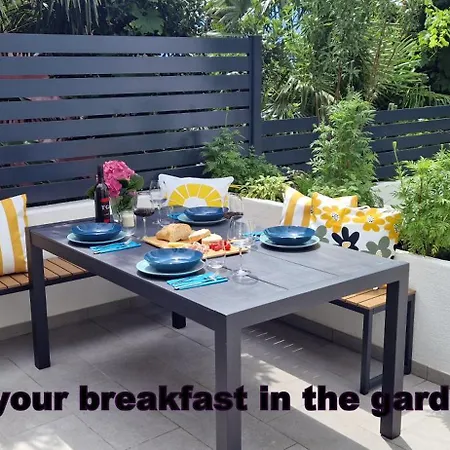 Private Fenced Garden With Bbq Area Minutes From The - Urban Secret Kantrida *