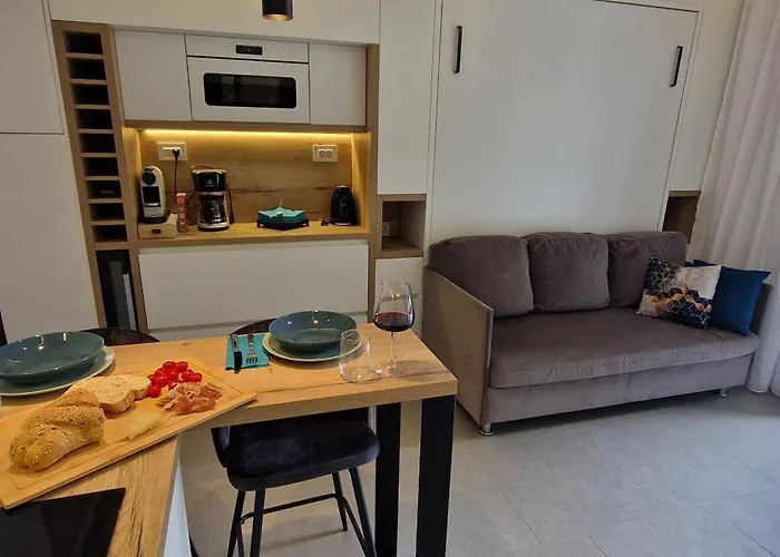 Apartament Private Fenced Garden With Bbq Area Minutes From The - Urban Secret Kantrida